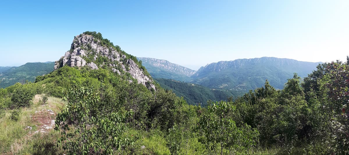 Asenovo Kale sa panoramskim pogledom